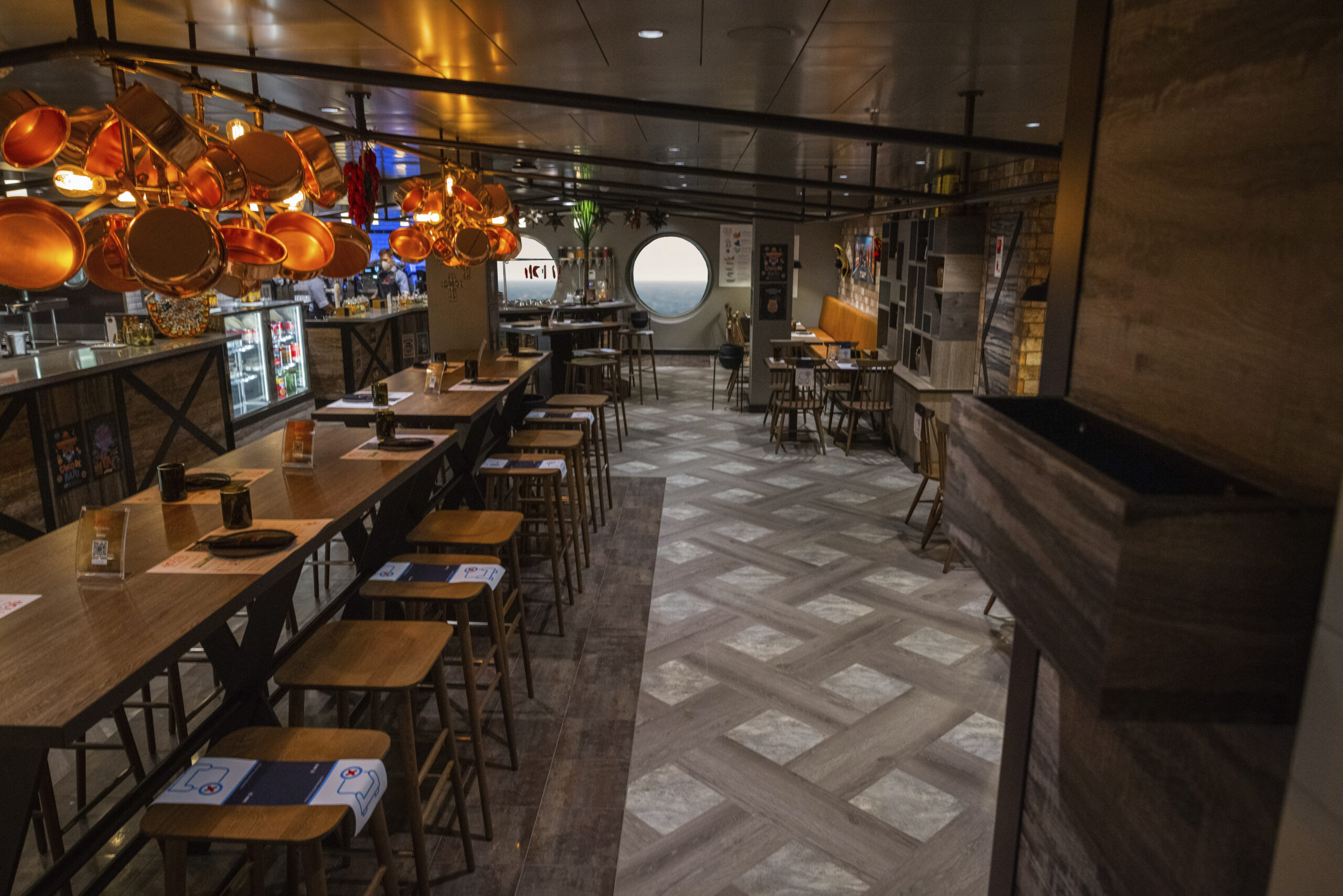 カジュアルレストラン