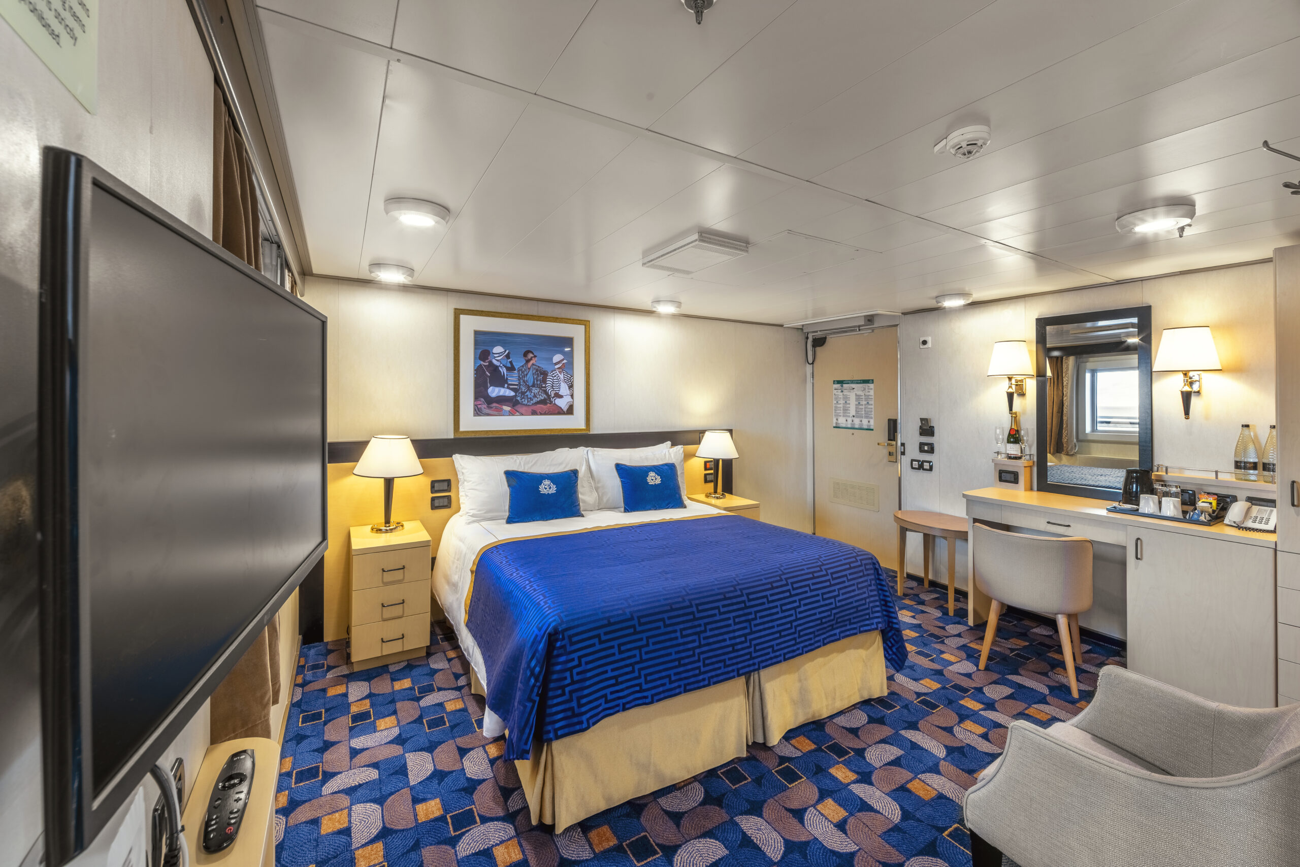 ブリタニア（内側）