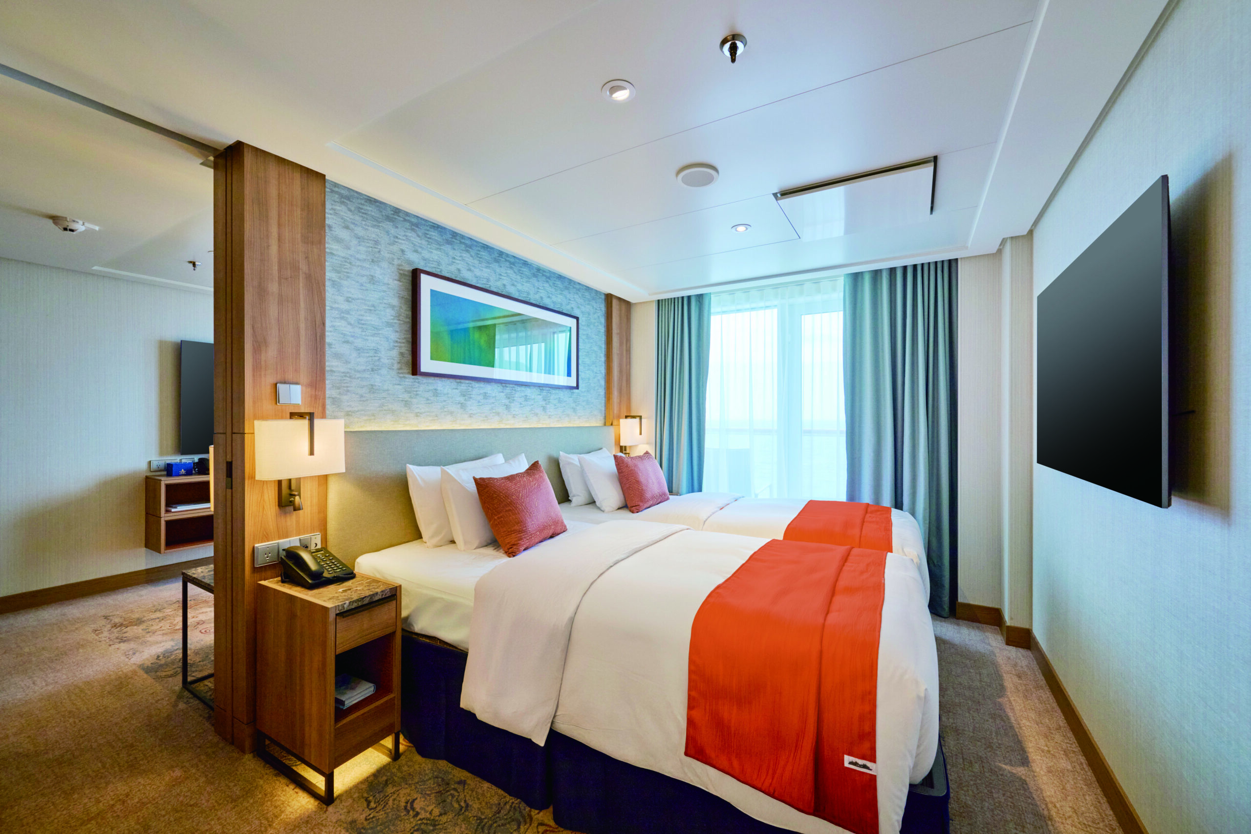 ミッドシップスイート